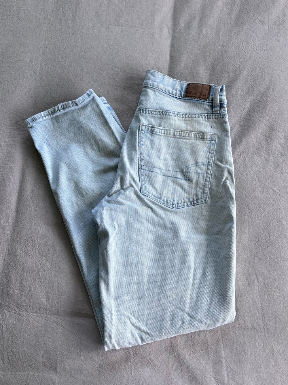 American Eagle High-rise Straight Jean